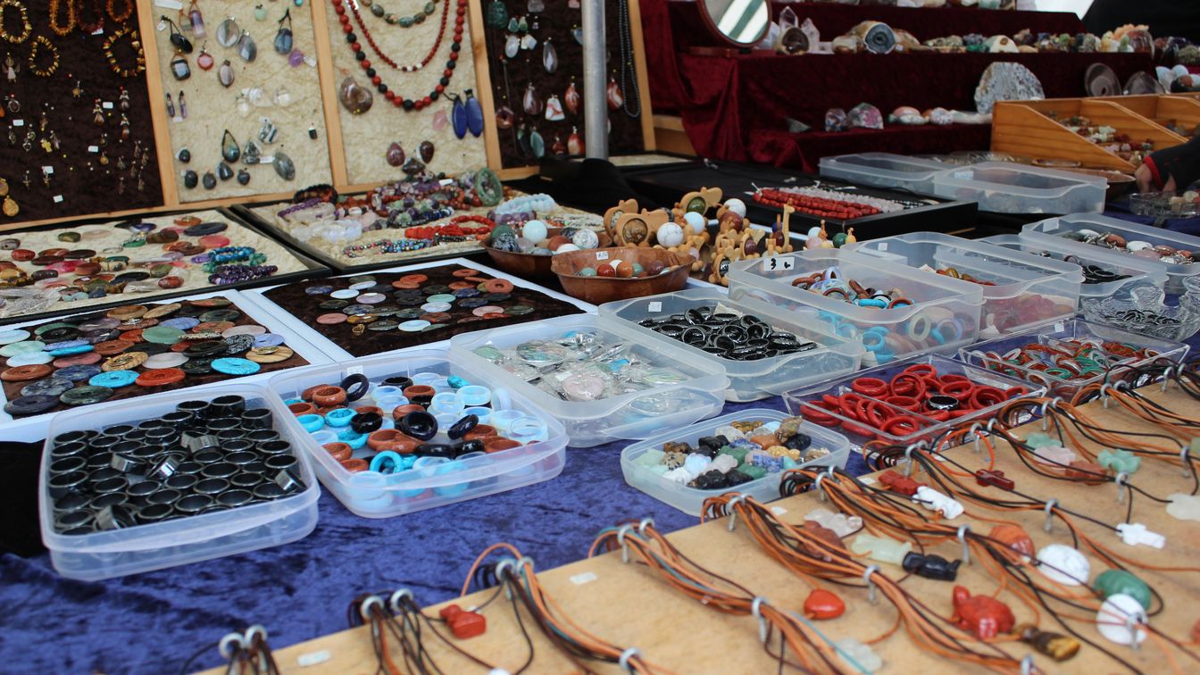 Schmuck auf dem Bauernmarkt