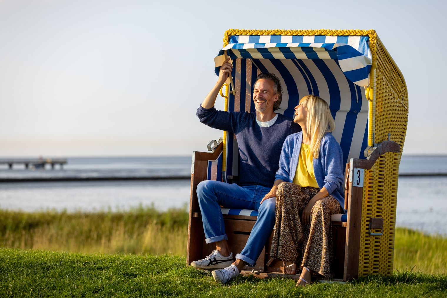 Freude im Strandkorb